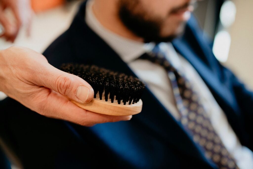 Brossage de la barbe